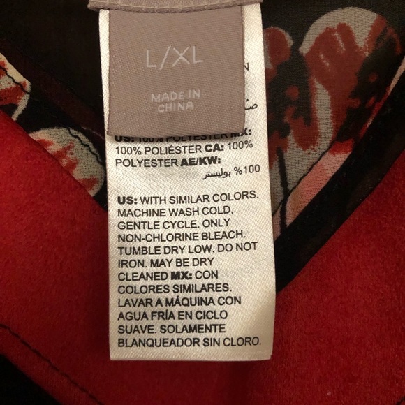 This is a beautiful Chico wrap, size L or XL. - Picture 3 of 4